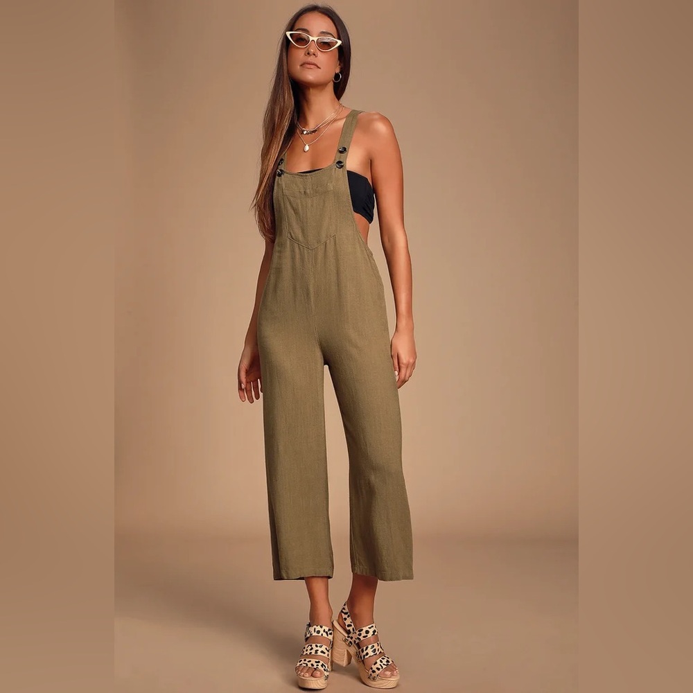 Lulus linen romper XS